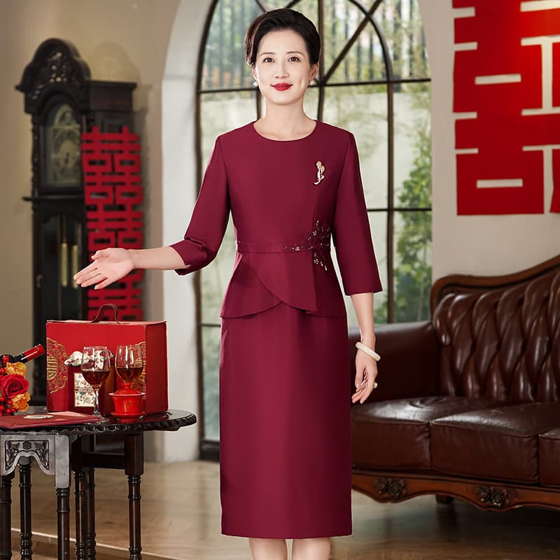 2025 New Spring High-End Luxury Wedding Dress for Mothers-in-Law - Long-Sleeved Wedding Dress