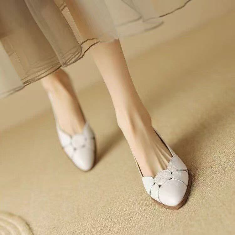 Pointed Toe Chunky Heel Shoes Mid Heel Low-Cut 2026 Summer New Hollow Out Shoes European and American Style High Heel Sandals
