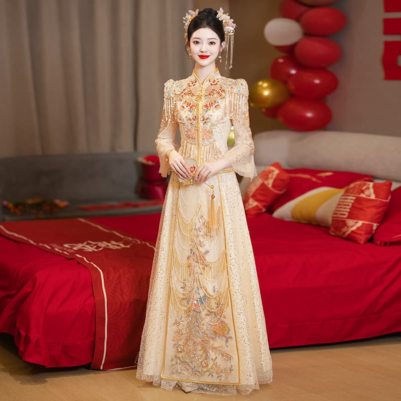 Summer Champagne-Colored Xiuhe Dress, 2025 New Style Wedding Gown, Heavy-Duty Chinese Wedding Attire for Brides, Dragon and Phoenix Gown