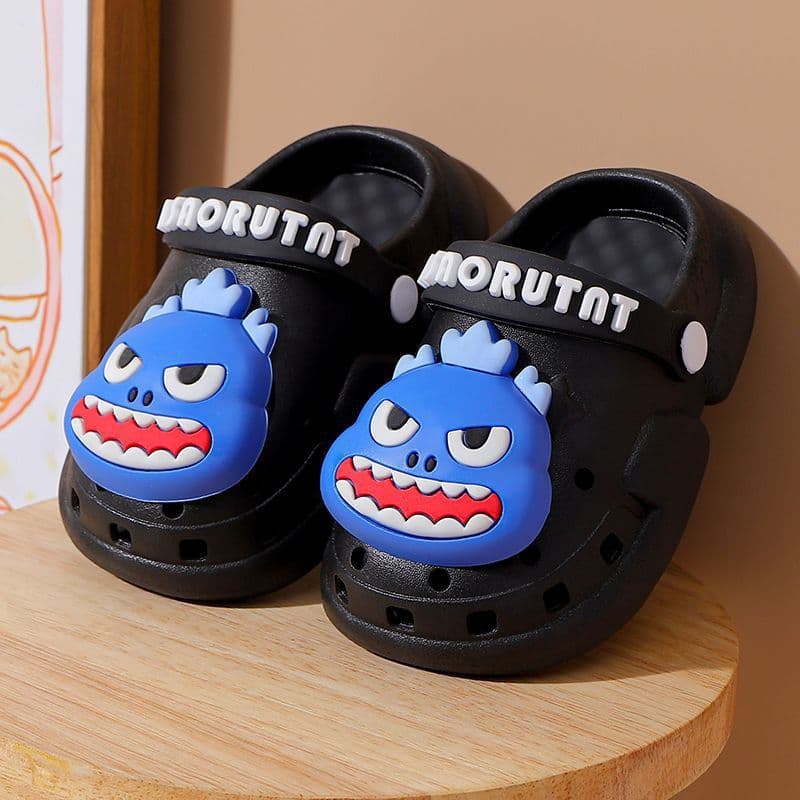 Hole shoes slippers children 6 to 12 years old boy summer cartoon cute non-slip indoor bath soft bottom slippers