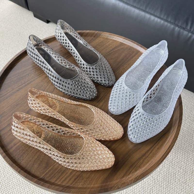 Summer Pointed Toe Jelly Shoes for Women, Hollow Flat Closed Toe Korean Crystal Shoes, Transparent Shallow Mouth Beach Sandals
