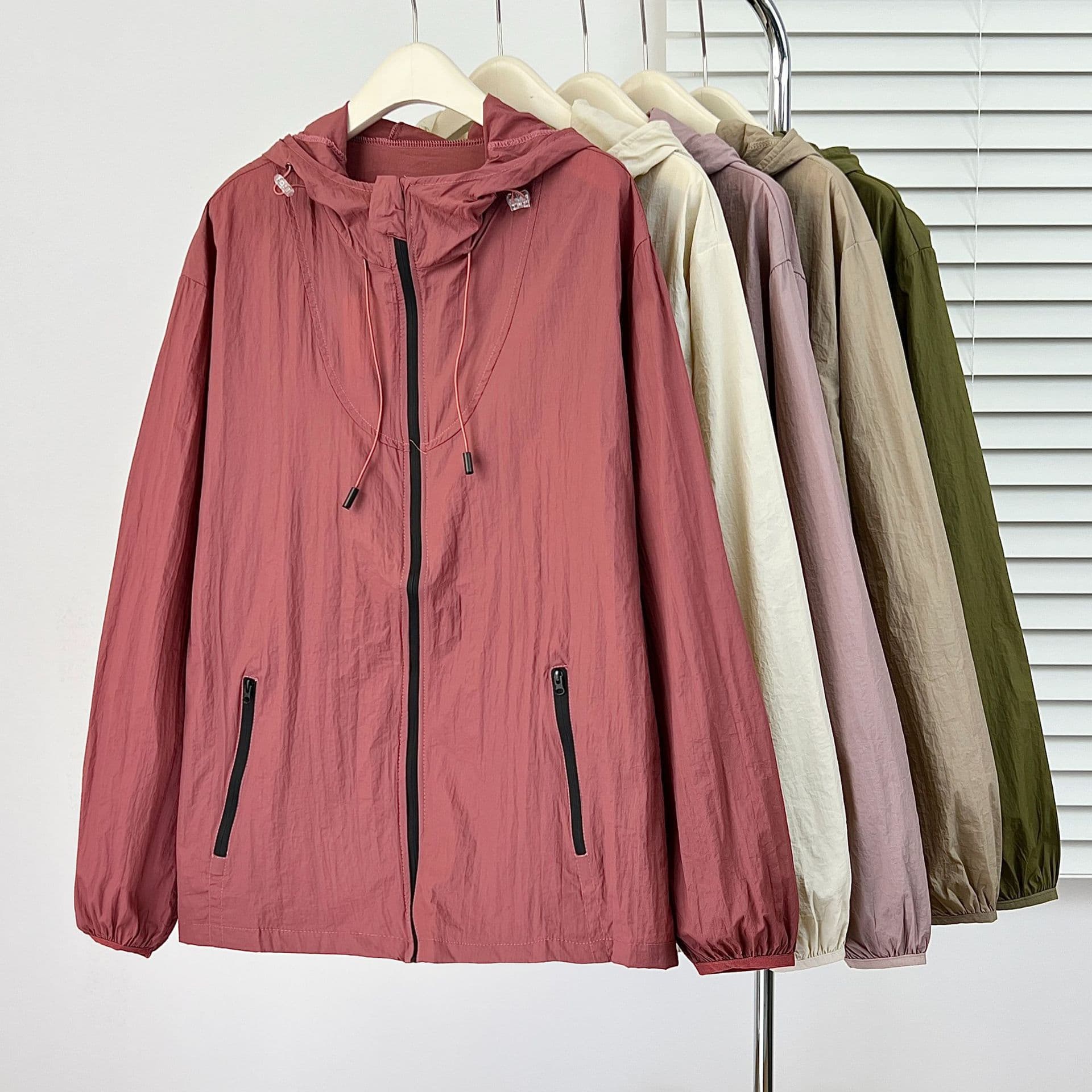 2026 Summer Plus Size Women's New Lightweight Solid Color Hooded UV Protection Sunscreen Cardigan 3210