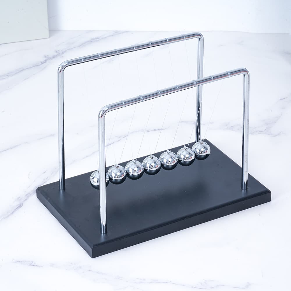 Newton pendulum ball bumper ball solid wood bottom chaotic ornaments desk furnishings creative home living room decorations simple