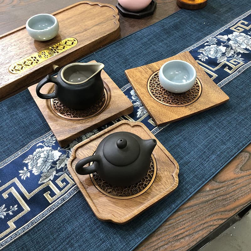 Walnut wood teapot holder, tea tray, dry brewing table, solid wood tea tray, heat-insulating coaster, wooden tea set, heat-insulating tea tray