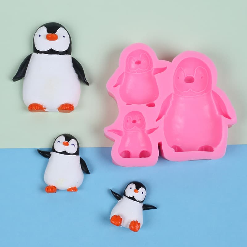 Set of 3 Penguin Silicone Molds, Cartoon Penguin Handmade Soap Candle Mold, Chocolate Fondant Cake Decorating