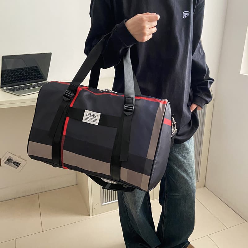 Casual Travel Gym Bag, Large Capacity European and American Sports Duffle Bag, Carry-on Waterproof Backpack, Lightweight Outdoor Bag