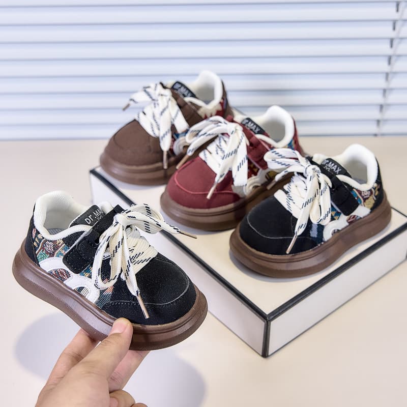 Children's Sports Shoes 2026 Autumn Thick Sole Retro German Training Shoes Girls' Board Shoes Boys' Casual Shoes Wholesale