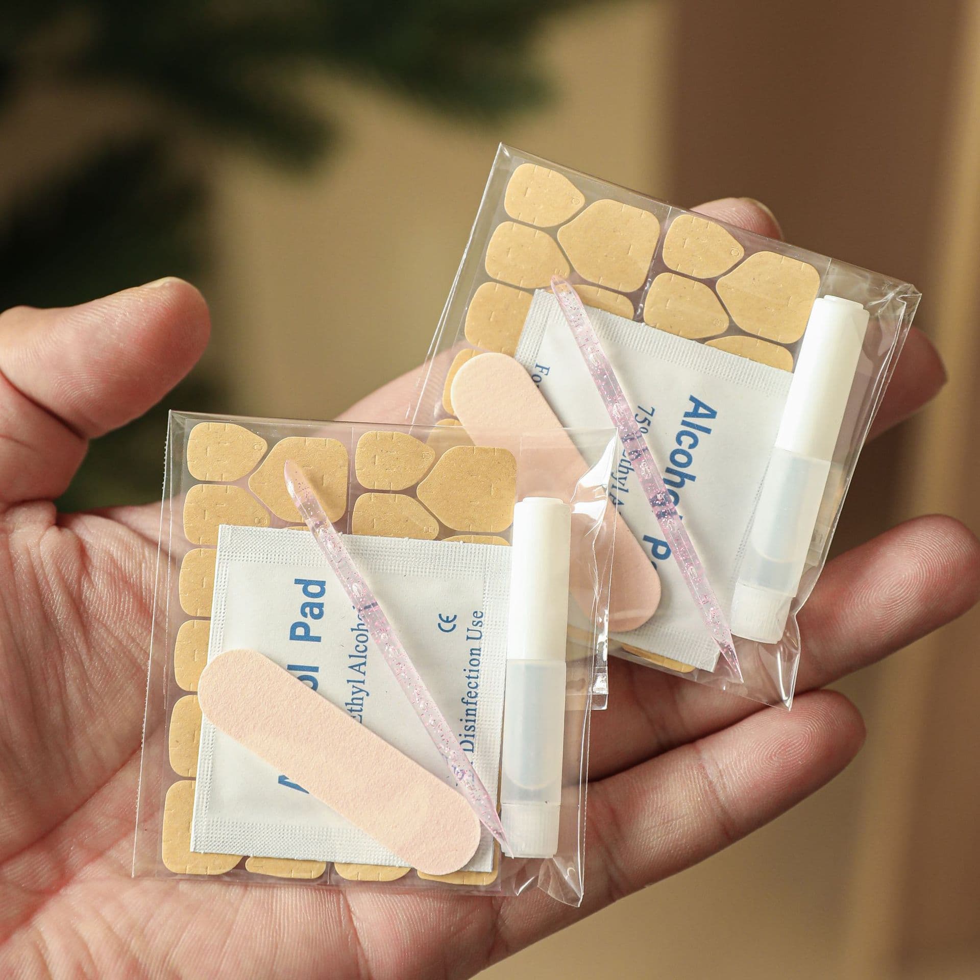 Wearable Nail Tool Kit Manicure Tool Kit 4-Piece Set 5-Piece Set Wholesale Nail Glue Jelly Gel Alcohol Pads Finished Products