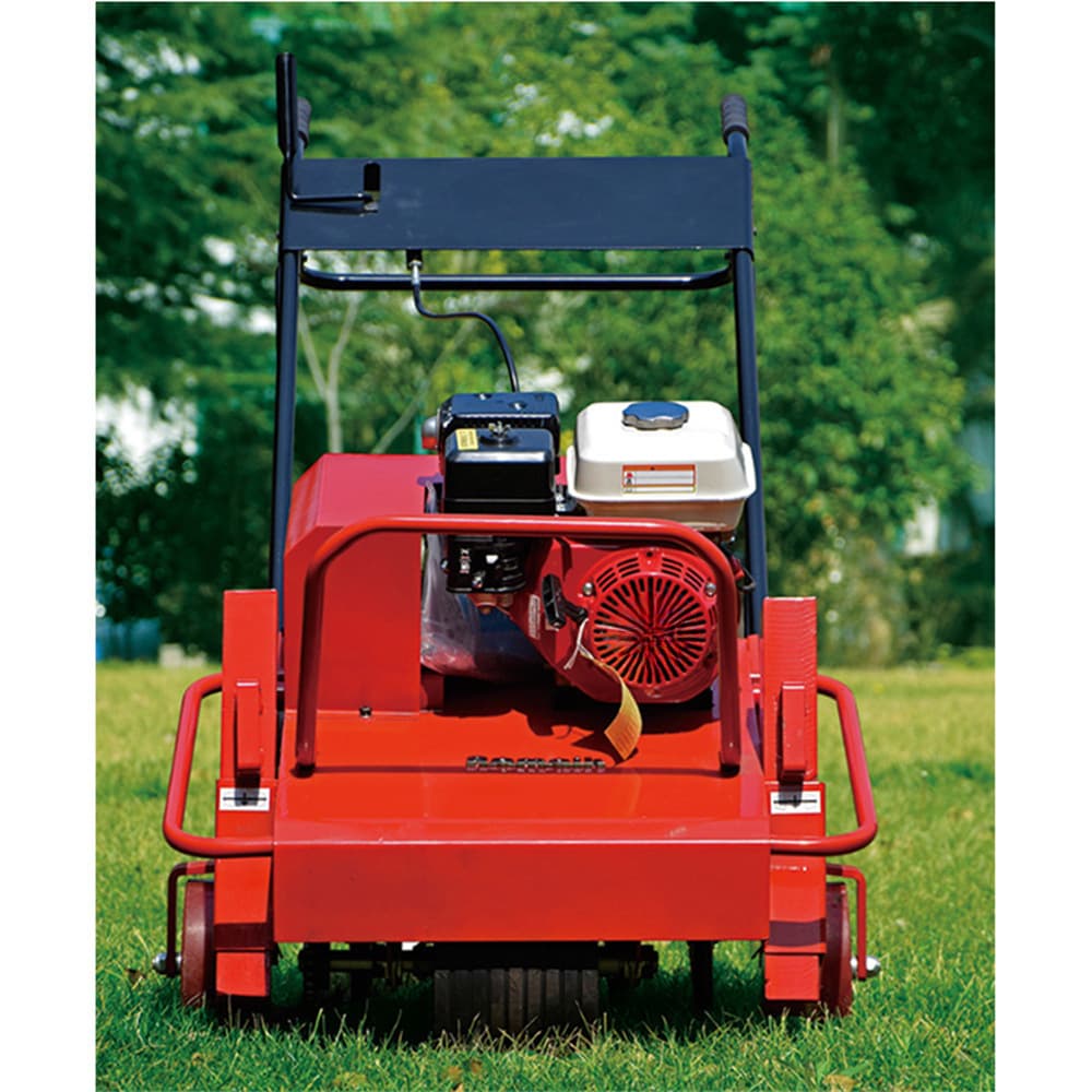 Gasoline lawn aerator, garden lawn greening soil loosener, walk-behind permeable drilling machine.