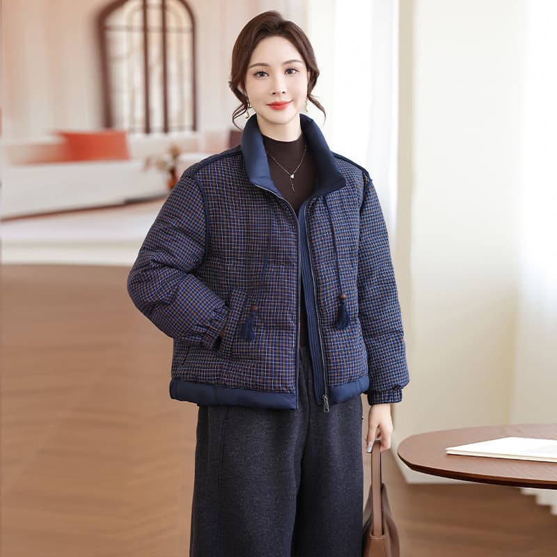 Mom's Fashion Plaid Thick Down Jacket with Hood, 90% White Duck Down, Casual Warm Coat for Middle-Aged and Elderly Women