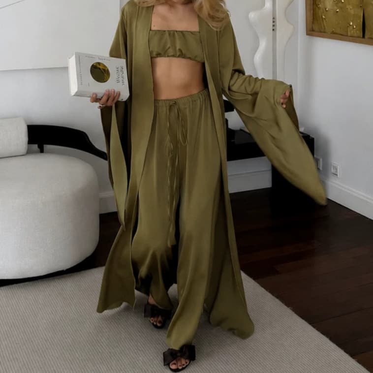 2026матовое satin long nightgown and pajamas three-piece set 2026 European and American autumn home wear for women