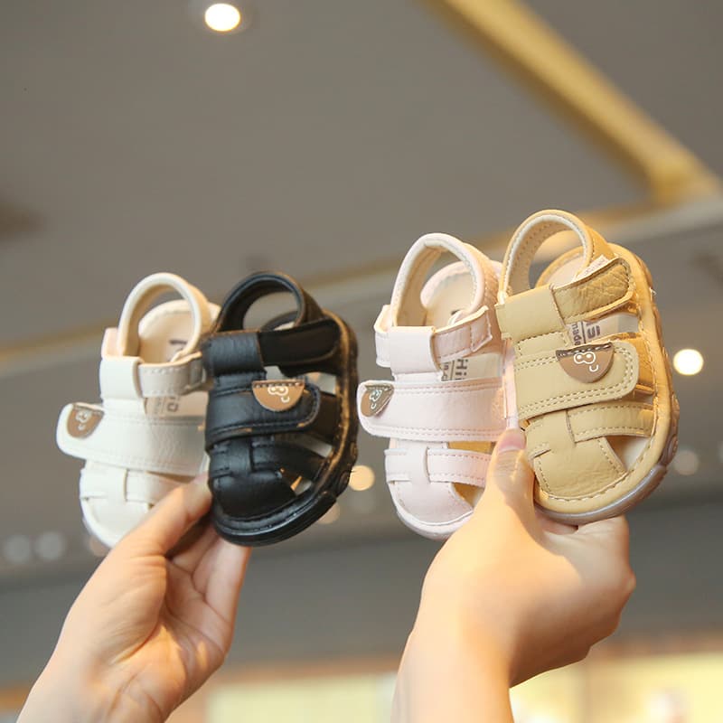 Baby Walking Sandals Comfortable Soft Sole Summer New Style Boys Girls Anti-Kick Toe Cap Soft Sole Velcro Squeaky Shoes Trendy