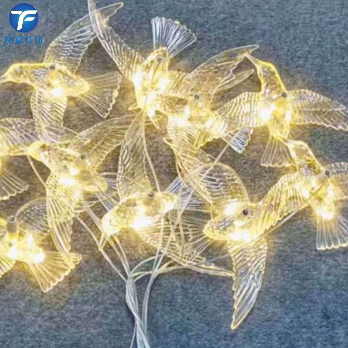 Ten-head acrylic transparent bird chandelier wedding stage ceiling layout decorative light glowing bird ledled light