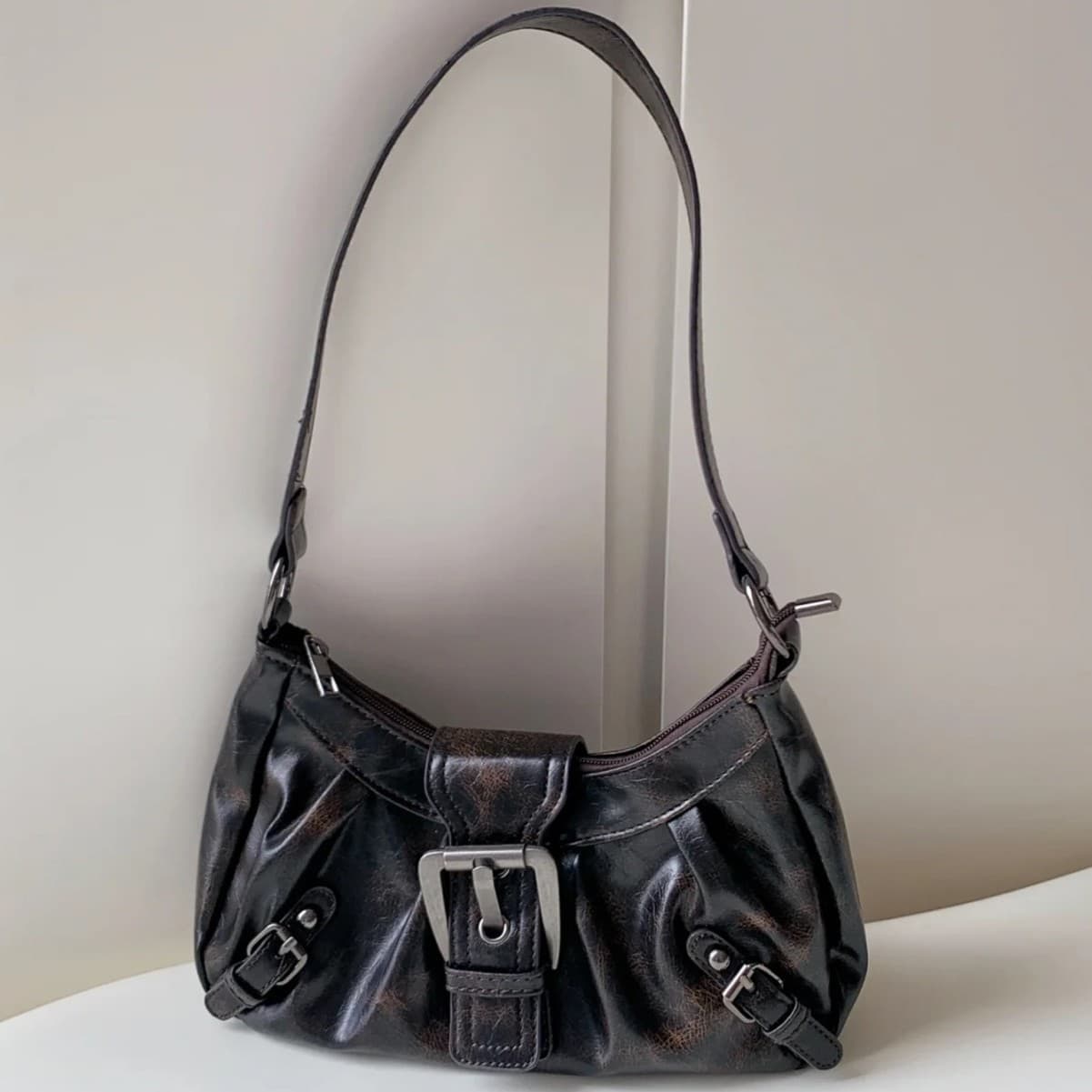 Crossbody Bag Vintage Y2K Distressed Bag Women American Wasteland Style Shoulder Bag Cloud Bag Underarm Bag Baguette Bag