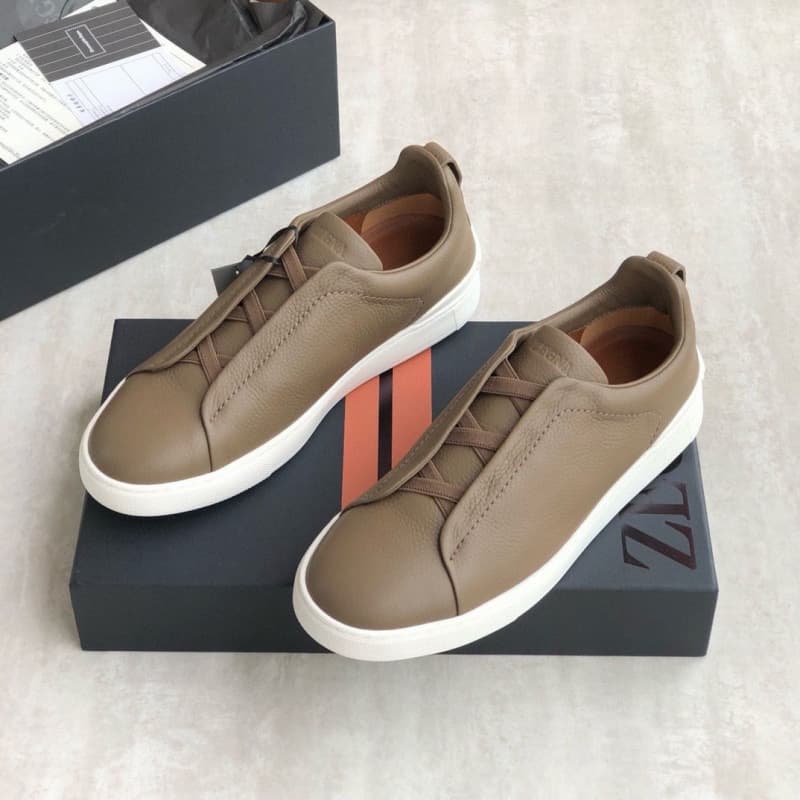 European high-end luxury men's casual sneakers, stylish, comfortable, simple, versatile, ultra-light men's shoes
