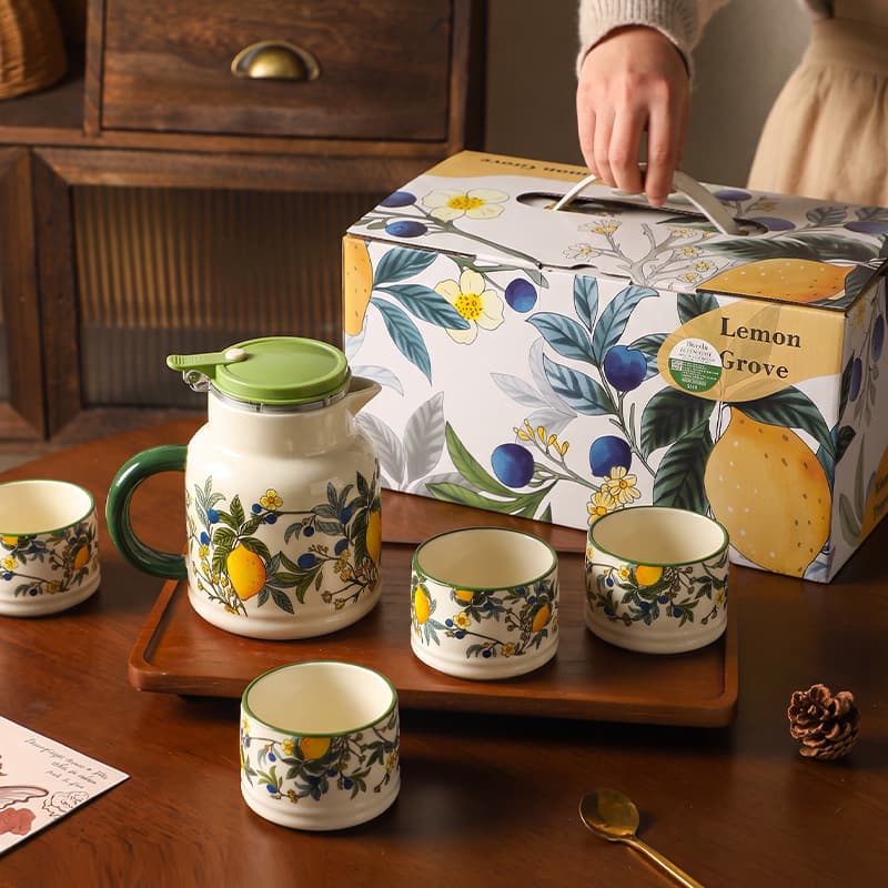 High-Aesthetic Drinkware Set Ceramic Teapot and Teacups Complete Set with Tray Housewarming Gift Souvenir Gift Box Set