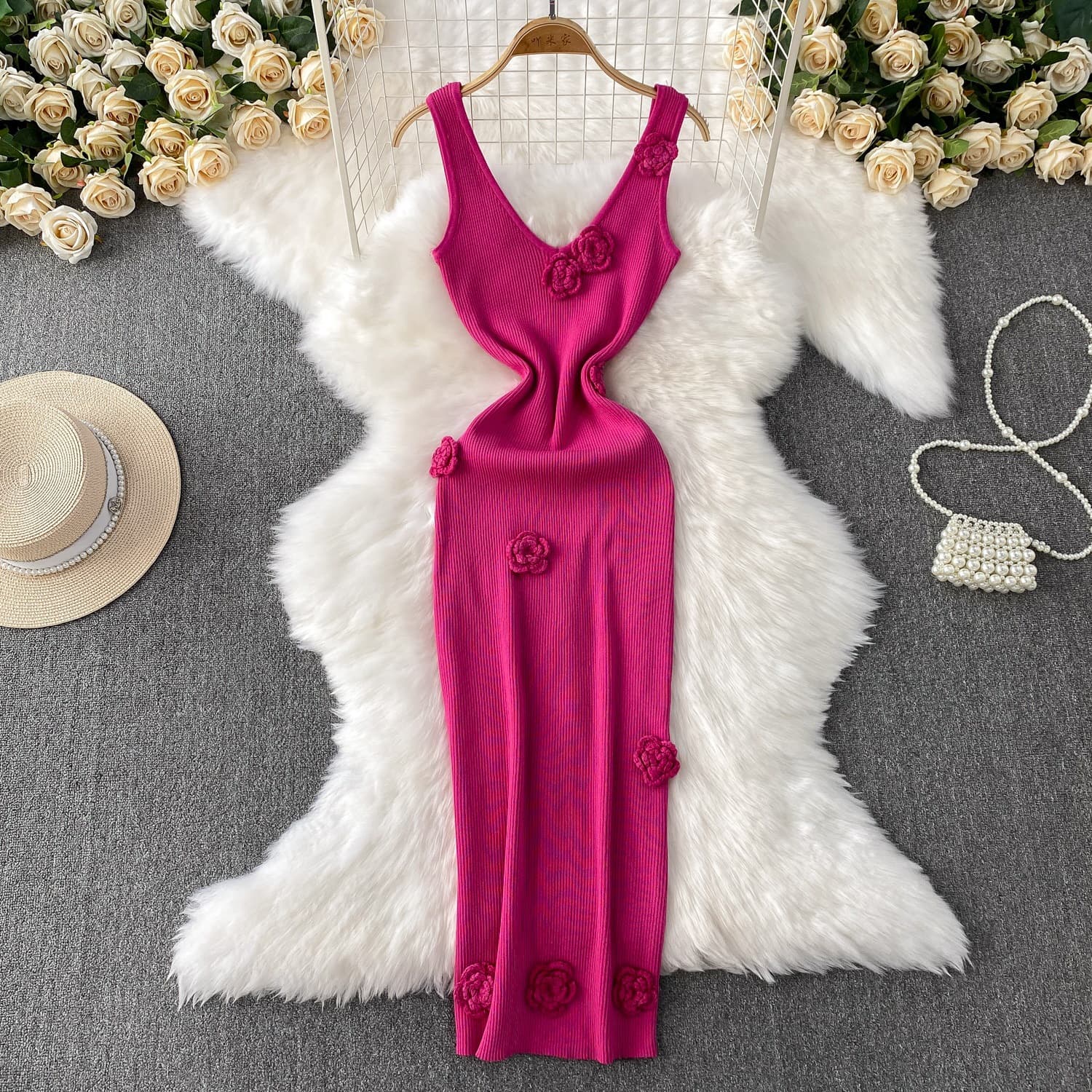 French three-dimensional flower V-neck knitted suspender dress for women, summer goddess style slimming and hip-hugging long skirt