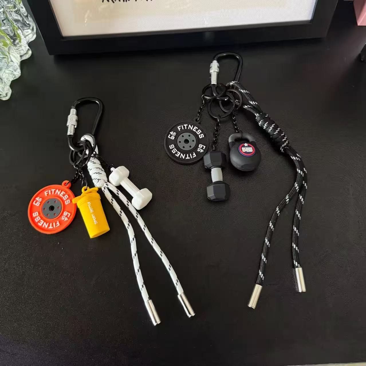 MIU-style sports bag charm accessory for fitness enthusiasts, keychain pendant, high-appeal decorative car charm