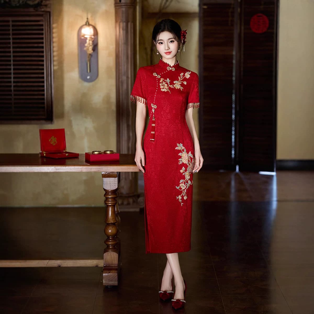 Red Embroidered Banquet Dress, Qipao, New Chinese-Style Wedding High-End Bridal Casual Wear, High-End Engagement Dress, Homecoming Outfit