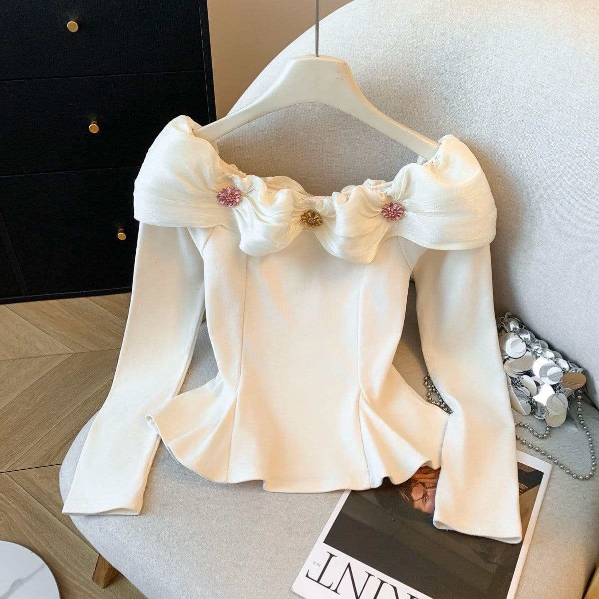 Chanel-style Velvet Ruffle Long-sleeve T-shirt for Women 2026 Autumn/Winter Pure Desire Off-shoulder Chic Age-reducing Inner Top