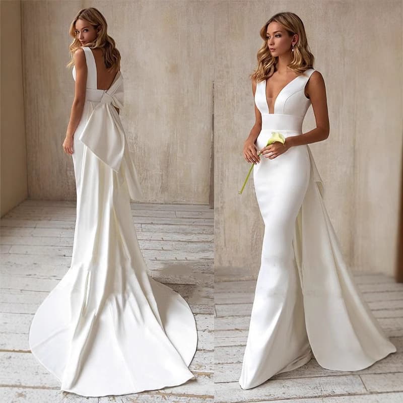 Elegant Fish Tail Wedding Gown Simple Satin V Neck Pronounced Buttocks Evening Dress Sleeveless For Special Occasions