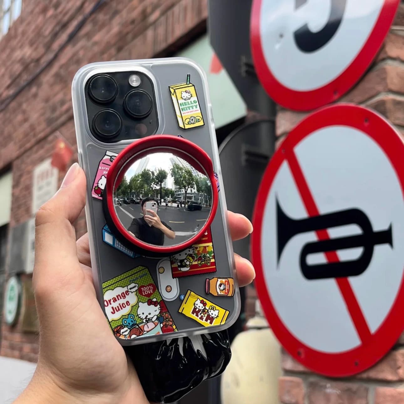 Xiaohongshu's same creative wide-angle mirror, creative mobile phone decorative bracket, airbag magnetic bracket, portable mirror, portable mirror