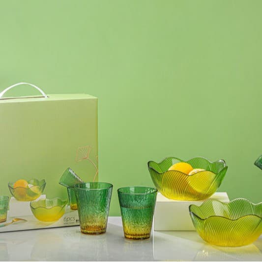Cup and bowl set with interesting flower language, fruit salad bowl, green dessert striped bowl, creative petal glass set wholesale