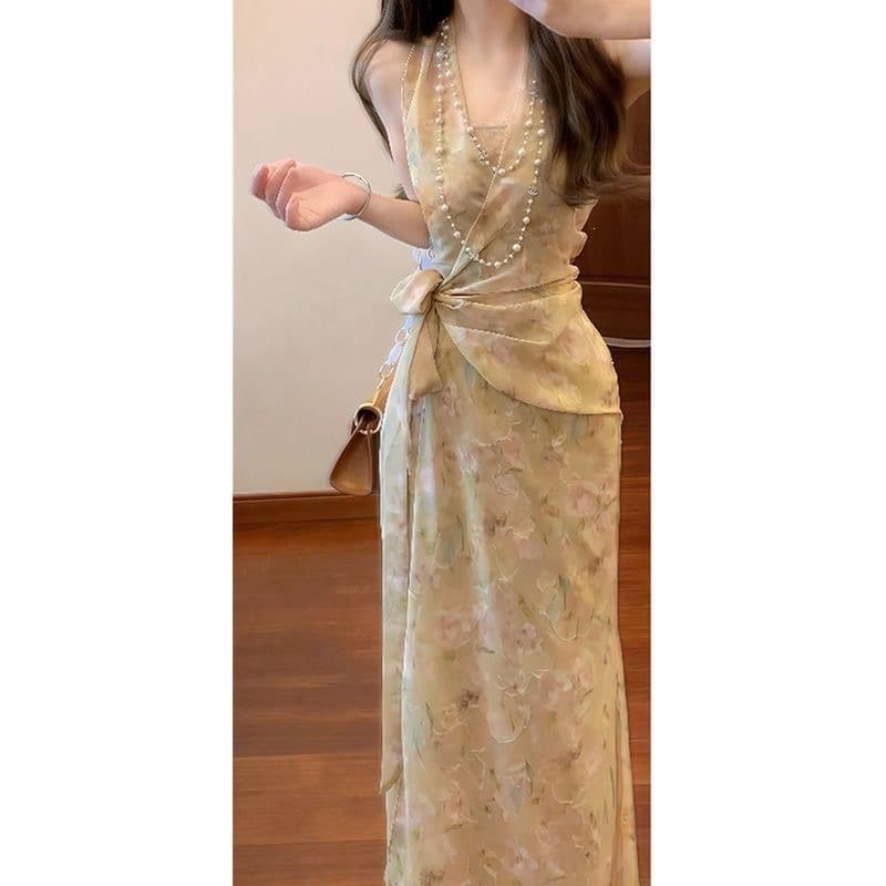 French Sleeveless Halter Camisole Floral Print Dress Women Summer 2026 New Very Beautiful Waist-Cinching Long Dress
