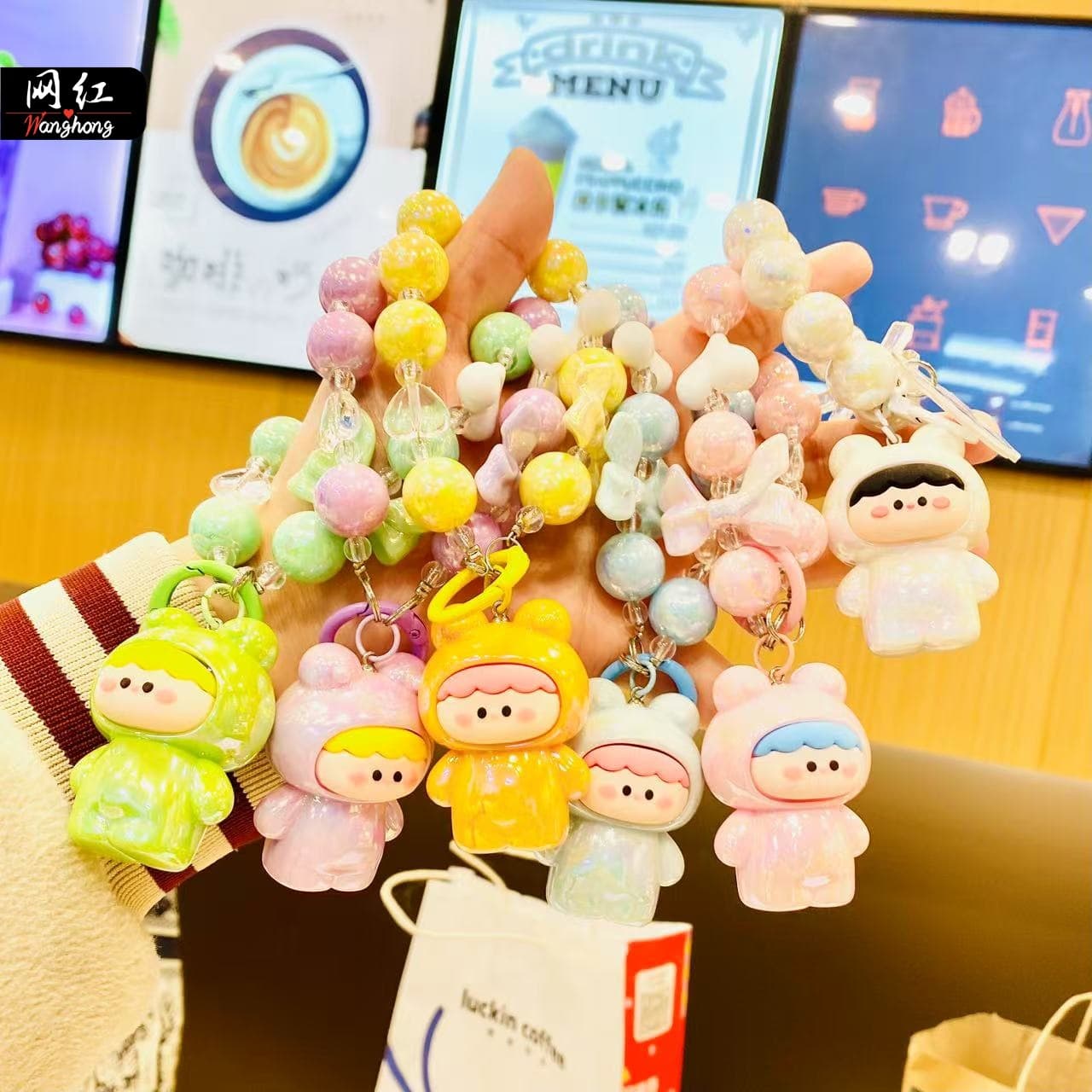 Creative cartoon frog baby beaded keychain exquisite and cute bag accessories car pendant small gift wholesale