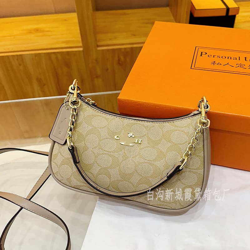 Cross-border Women's Bag Fashion Simple Popular Handbag Shoulder Bag Letter Underarm Bag 2025 New High-end Crossbody Bag