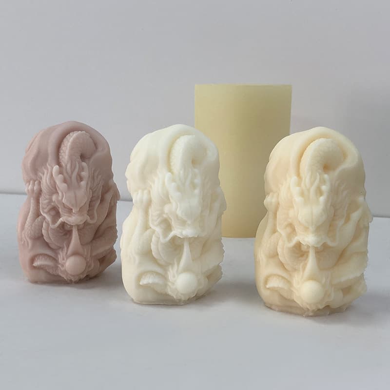 Three-dimensional fire dragon spitting beads aromatherapy candle silicone mold DIY relief dragon-shaped ornaments hand-made glue plaster mold