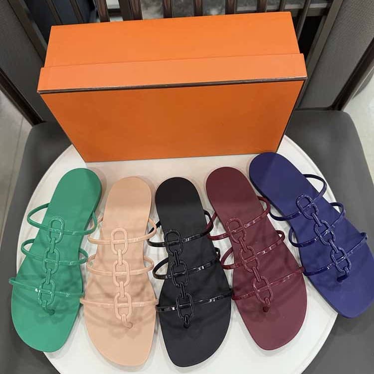 2026 New H Brand Chain Pig Nose Flat Sandals Fashion Outdoor Toe Separator Beach Jelly Women's Shoes