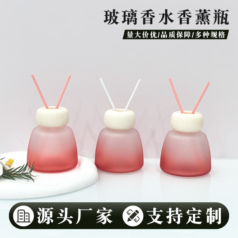 Factory direct sales 100ML apple aromatherapy bottle high white material spray color glass screen printing logo fireless rattan volatilization bottle