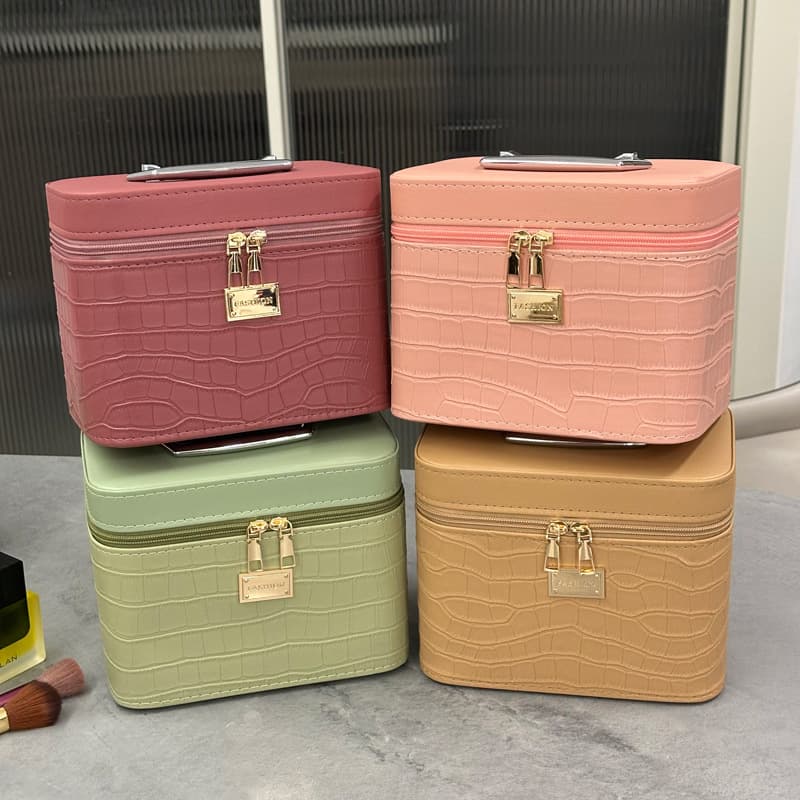 New Solid Color Large Capacity Multifunctional Handheld Makeup Bag Portable Professional Cosmetics Simple Storage Box