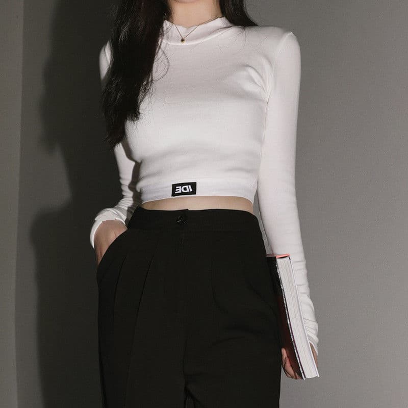 Autumn and winter sexy embroidered half-high collar tight inner long-sleeved T-shirt women's high-waisted short navel-baring bottoming shirt top T