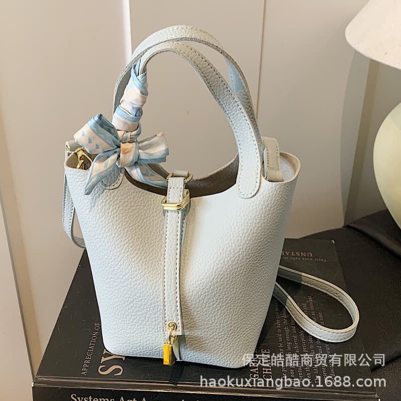2025 New Fashion Versatile Crossbody Bag for Women, Trendy Small Bucket Bag, Super Popular Handbag