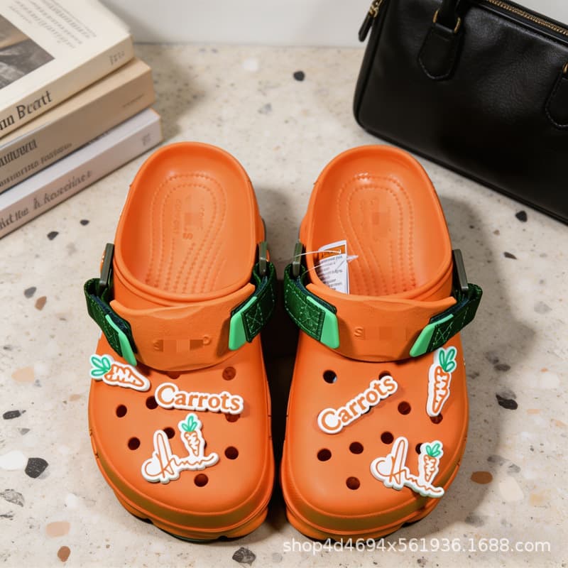 Telin Carrot Collaboration Crocs for Men and Women, Breathable and Comfortable Sandals, Outdoor Closed-Toe Slip-Ons, Couple Beach Shoes