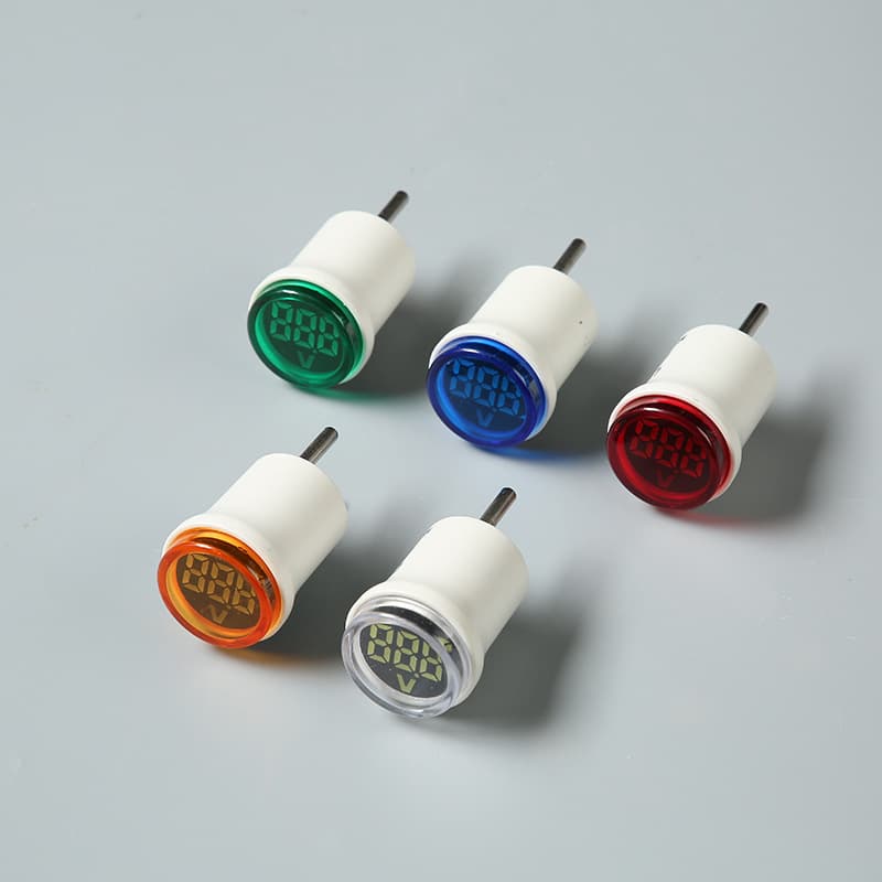 In-stock European standard plug-type household digital AC voltmeter, universal circular indicator light, dust-proof socket AC220V