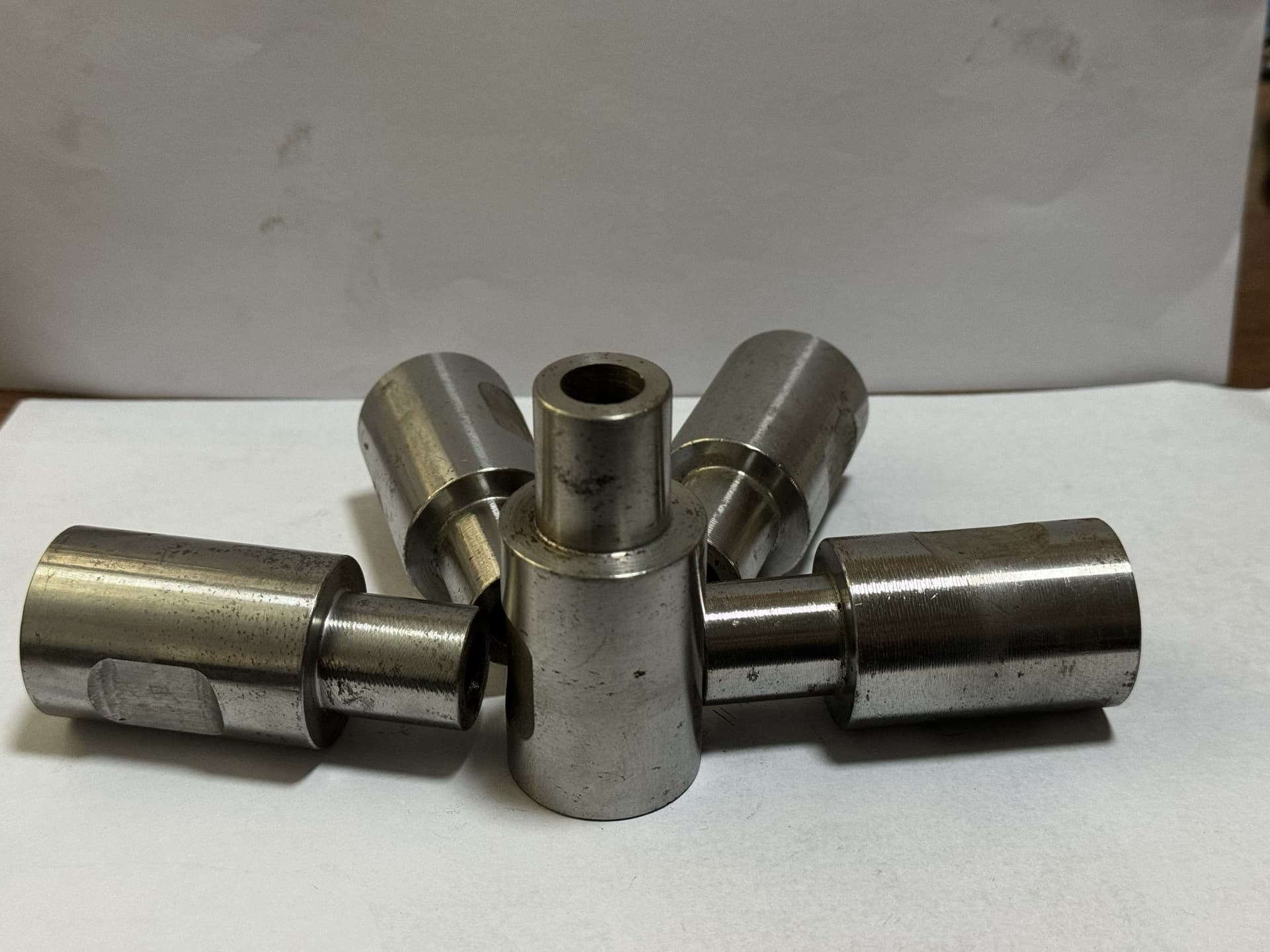 Glass drilling machine, drill shank, internal thread connector