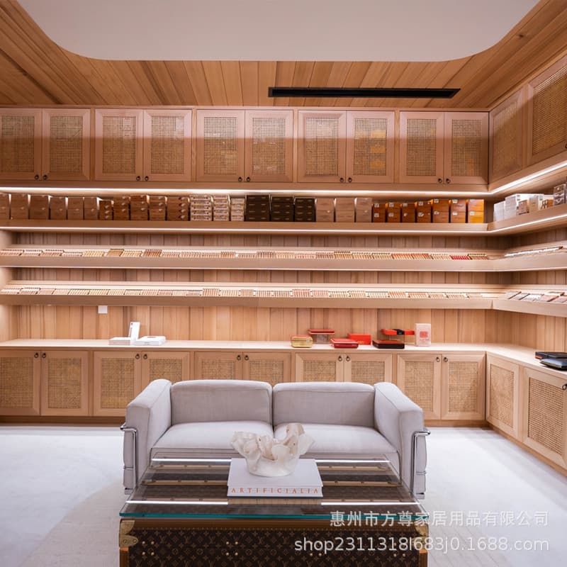 Direct Factory Custom-designed Constant Temperature & Humidity Cigar Room, Cigar Display Cabinet, Made with Imported Peruvian Cedar Wood