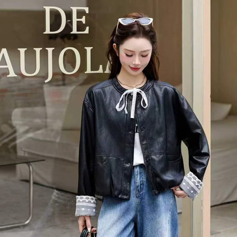 Retro lace-up leather short top for women 2026 spring new round neck lace splicing pu leather jacket jacket