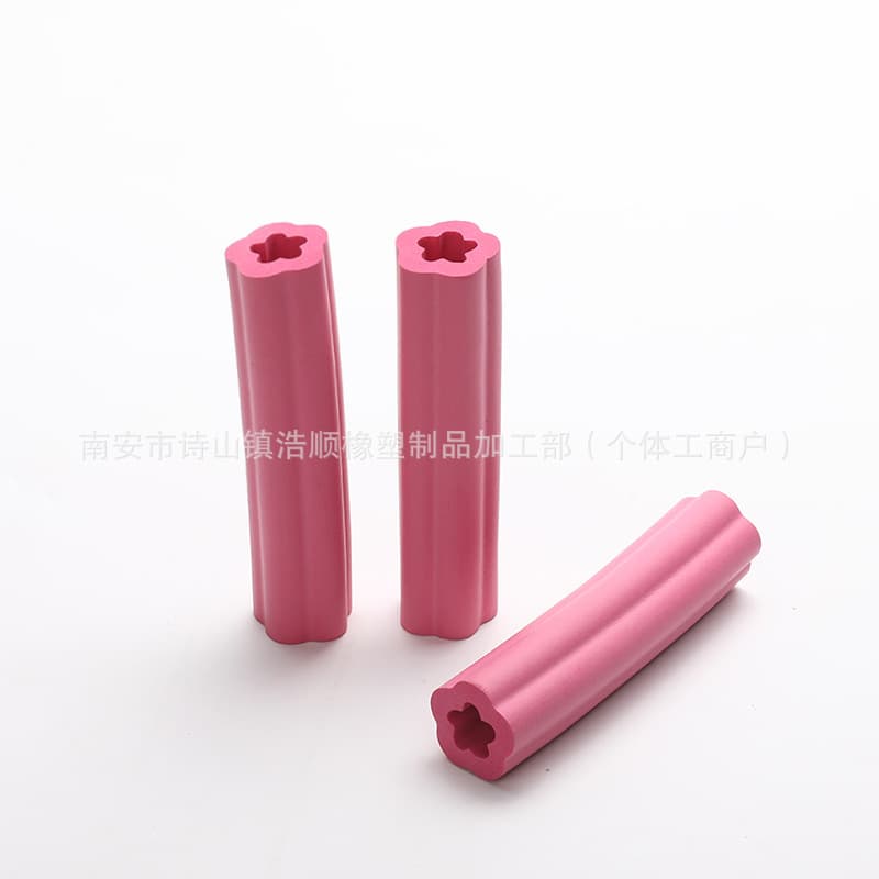nbr foam tube NBR fitness equipment anti-slip cover rubber handle foam tube hardware handle steel pipe manufacturer