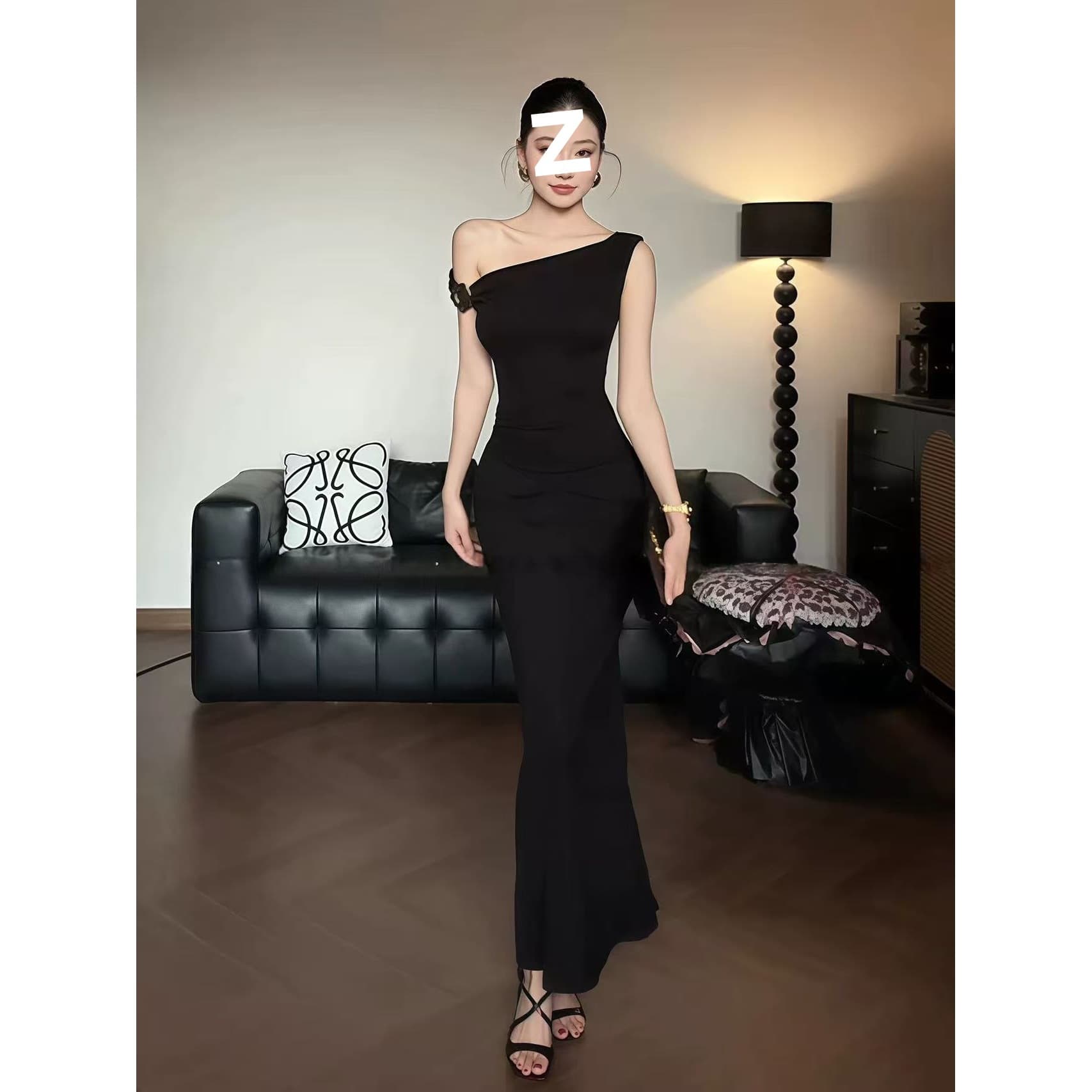 Pure desire retro temperament French oblique shoulder off-shoulder pleated dress women's waist-hugging butt-slim slimming long skirt