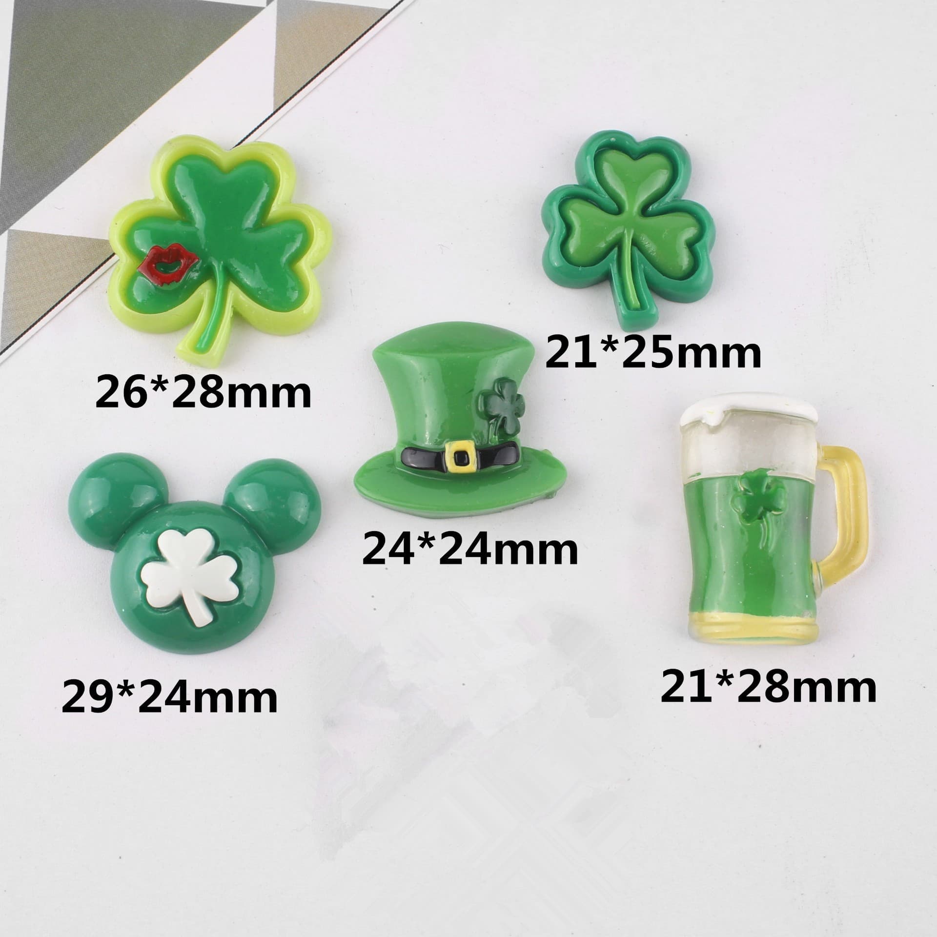 Resin Jewelry Accessories Resin St. Patrick's Day Accessories Resin Four-Leaf Clover