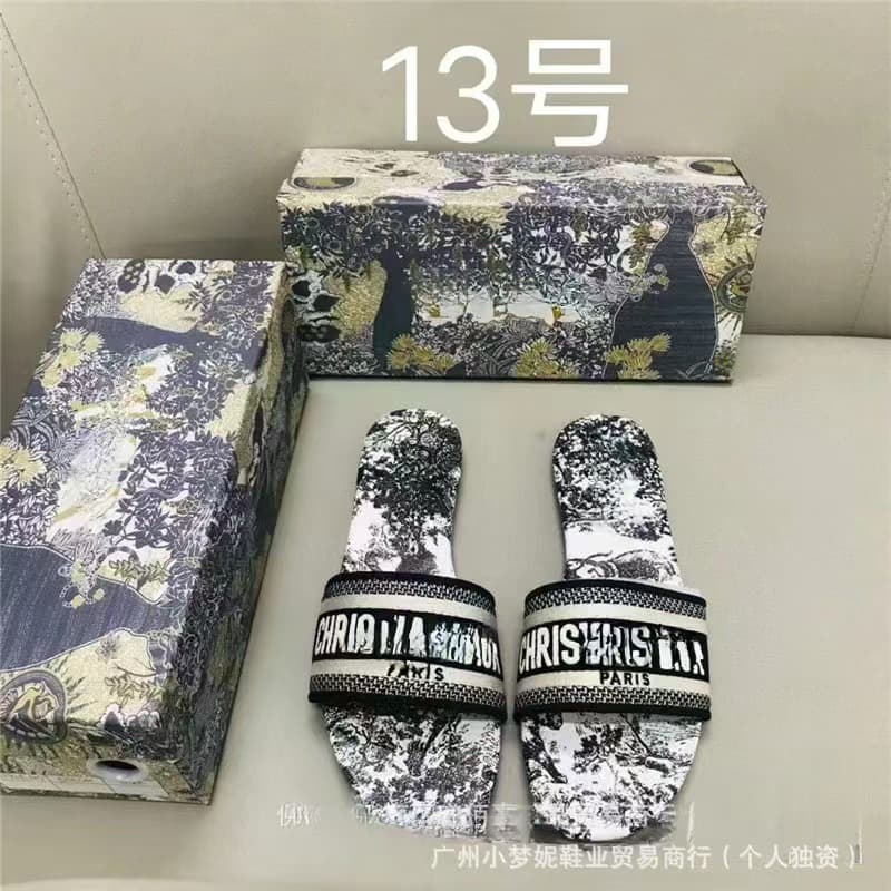 High-Quality 2026 New Style Jacquard Embroidery Simple and Elegant Flat Slippers for Women, Direct Sales from the Manufacturer, Wholesale in Large Quantities