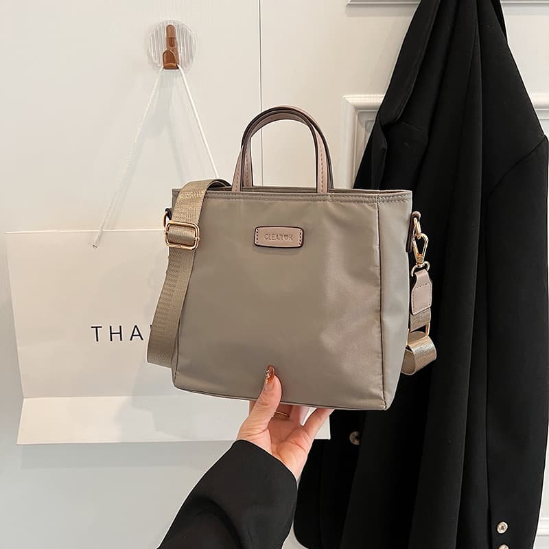 2026 new nylon cloth commuter handbag women's casual wide shoulder strap single shoulder crossbody bag versatile simple small square bag