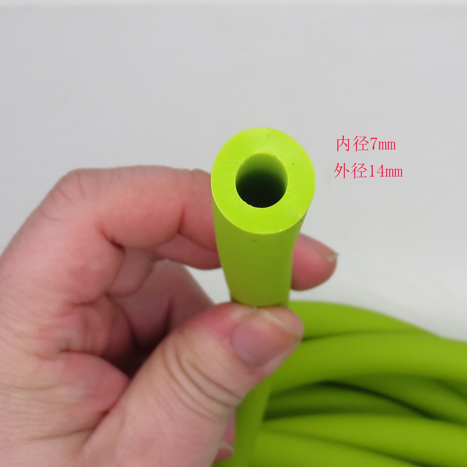 Reinforced thickened 14mm high-elasticity latex tube, fitness training stretch elastic rope 70140, trampoline rubber band.