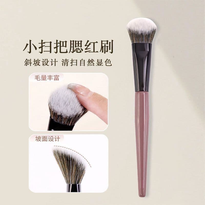 Cross-border Hot Selling Blush Brush Slanted Face Blush Brush Contour Brush Makeup Artist Cangzhou Makeup Brush Makeup Tool
