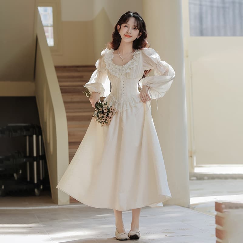 French Vintage Court Style Heavy Craft Corset Dress for Certificate Registration and Engagement, White, Elegant, Niche, High-End Light Wedding Dress
