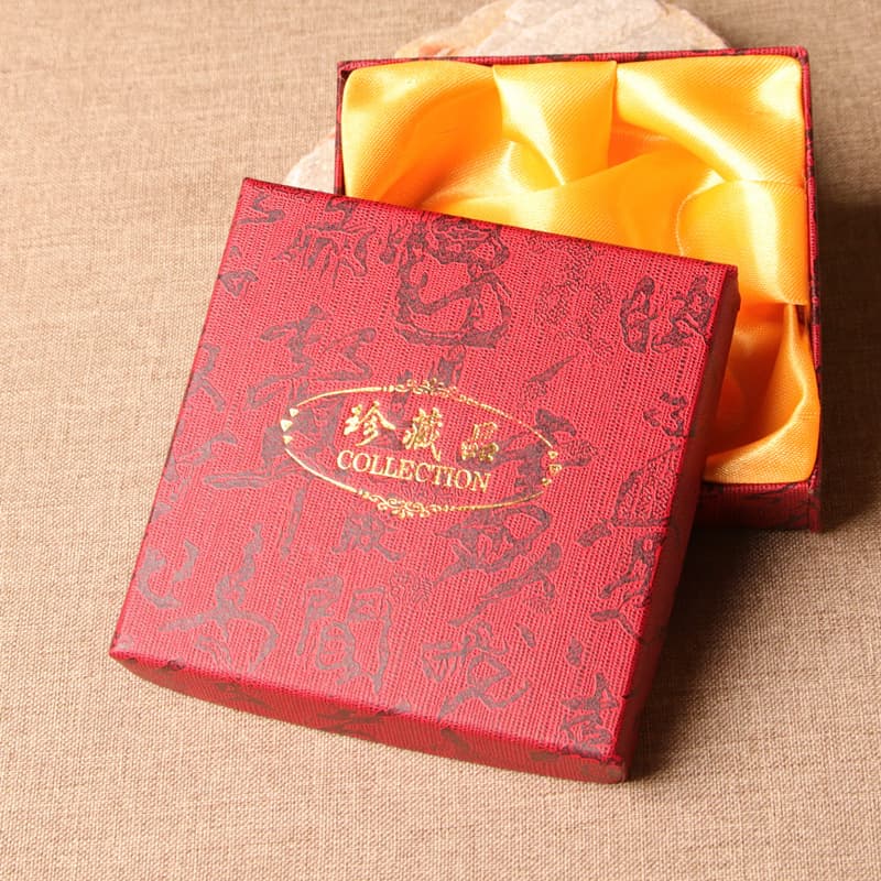 Jewelry packaging box bracelet box scripture bracelet gift pendant box sponge silk lined Tai Sui bracelet box